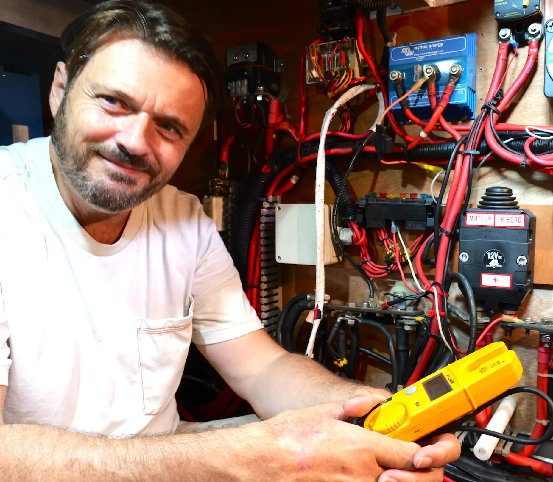 boat and yacht electrical instructor 