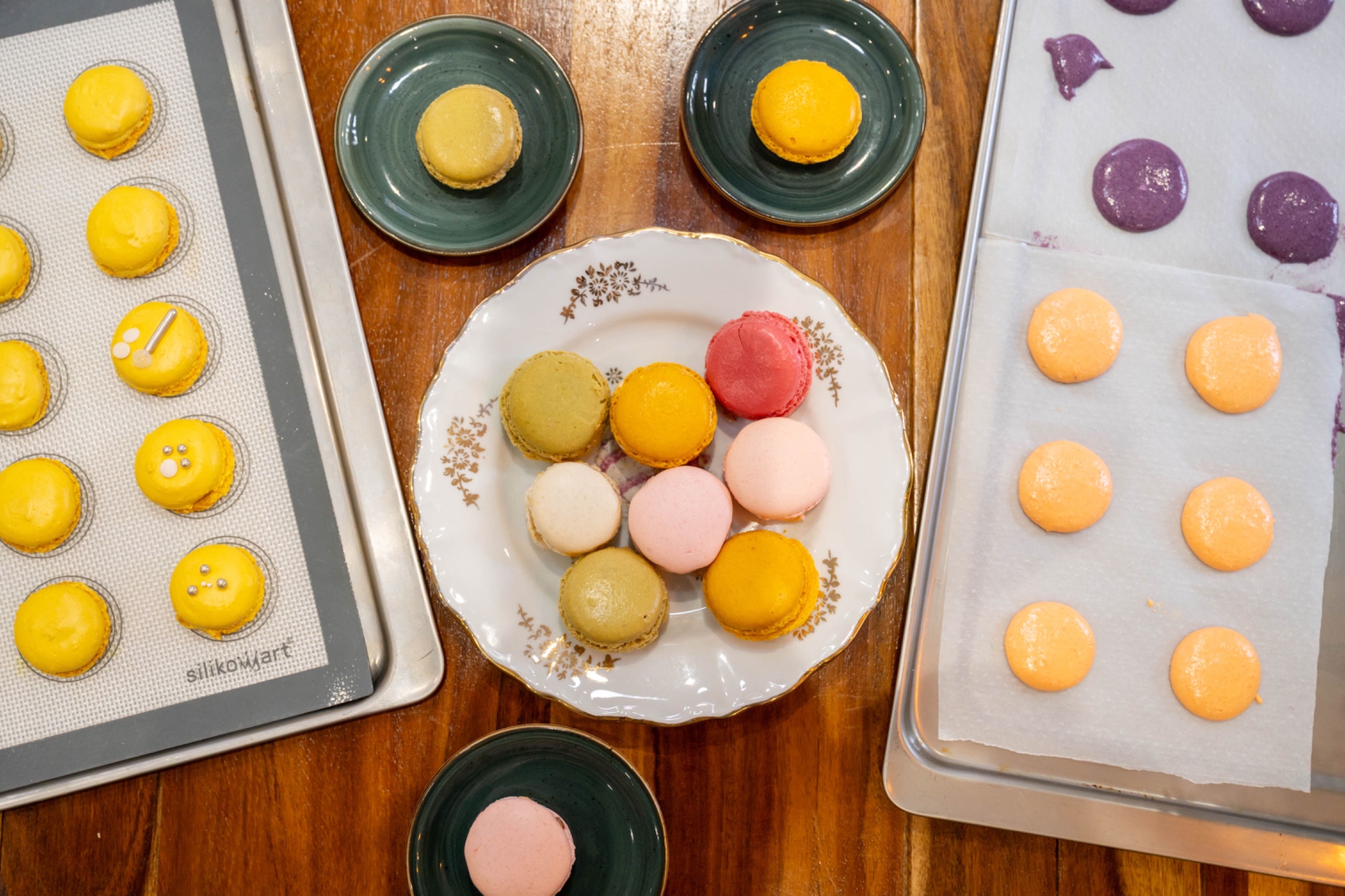 Product image for MACAROON
