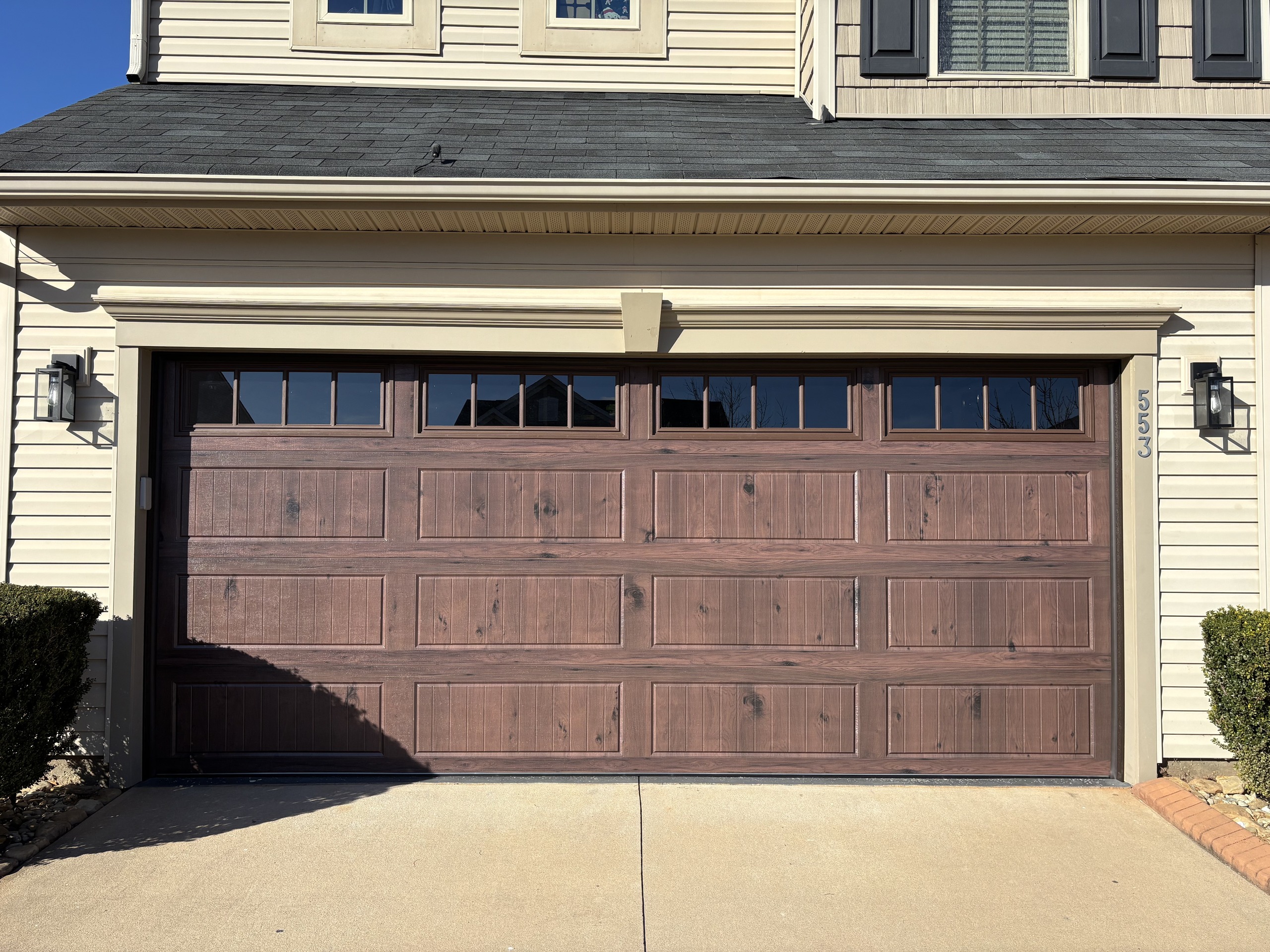 Wood-look ворота carriage house