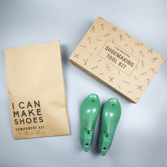 Product image for Shoe + Bag + Barefoot