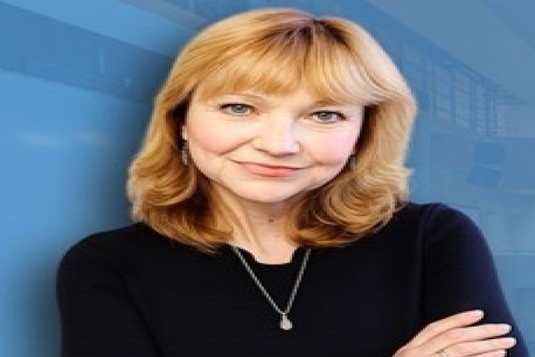 Faculty Carolyn Troiano 