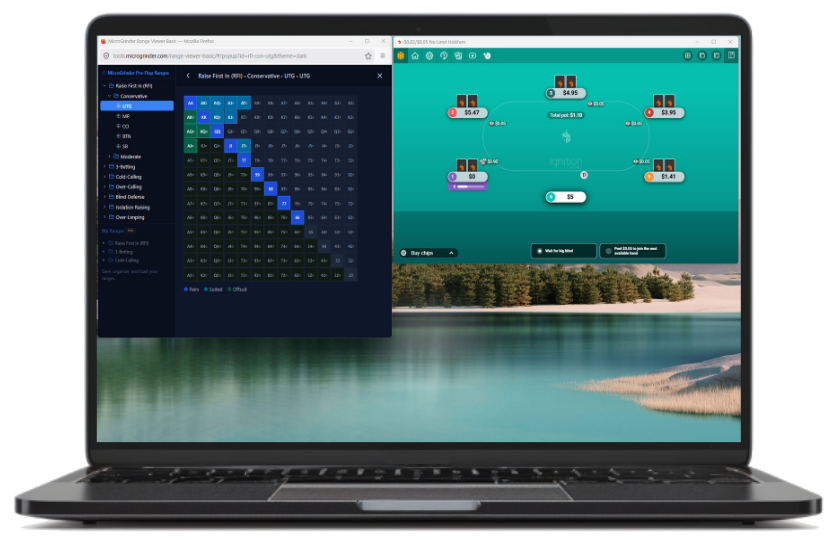 Range Viewer Basic popup window open alongside an online poker table